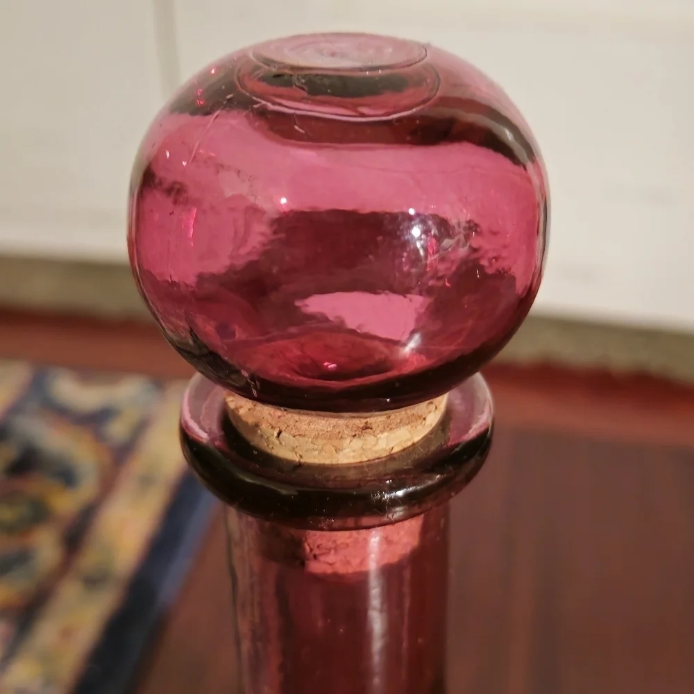 San Miguel(Spain) Recycled Red/Pink 17.5" Decanters With Stoppers - 2 - Picture 4 of 7